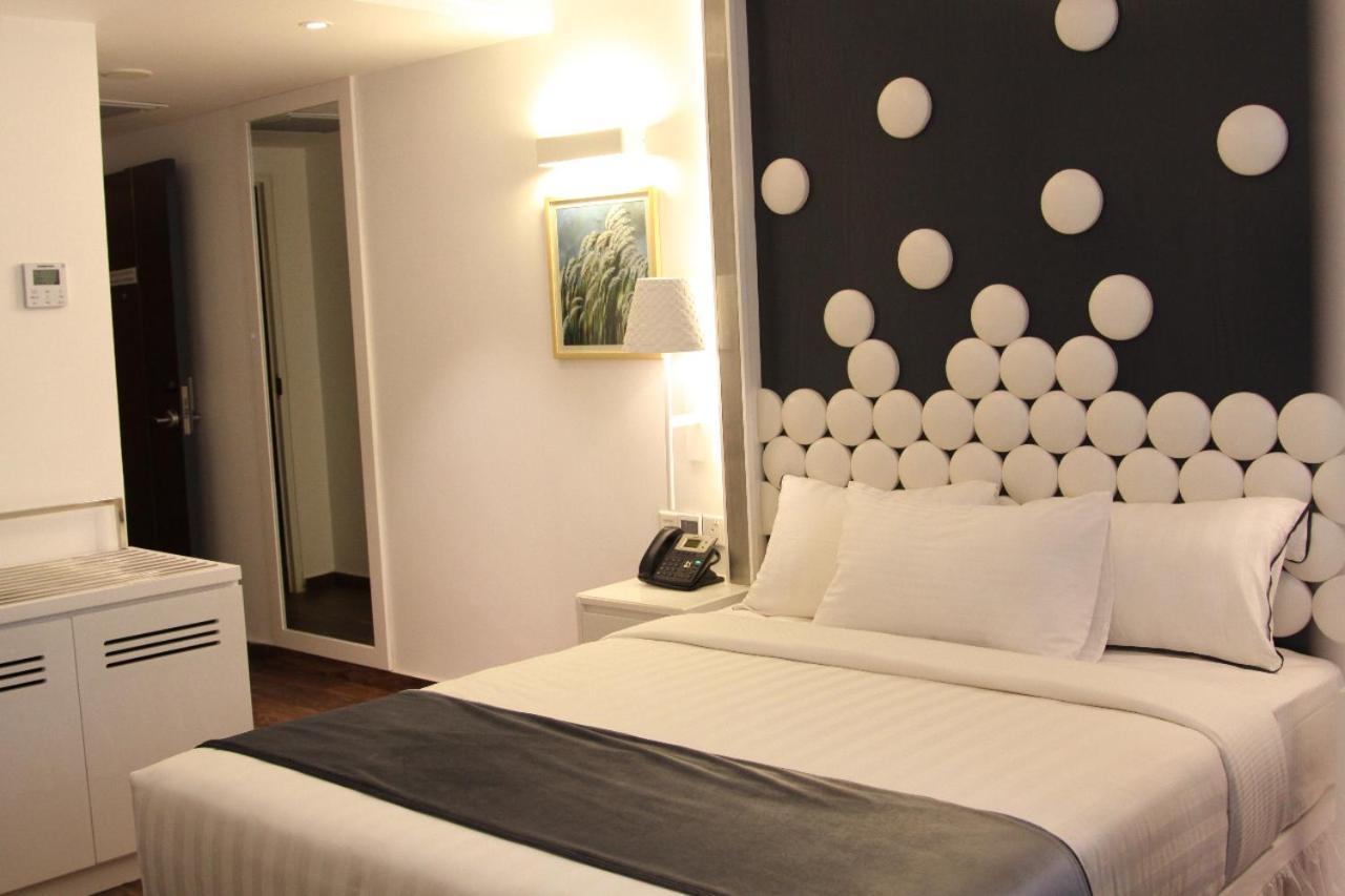 Grace 21 Smart Hotel Dhaka Buitenkant foto