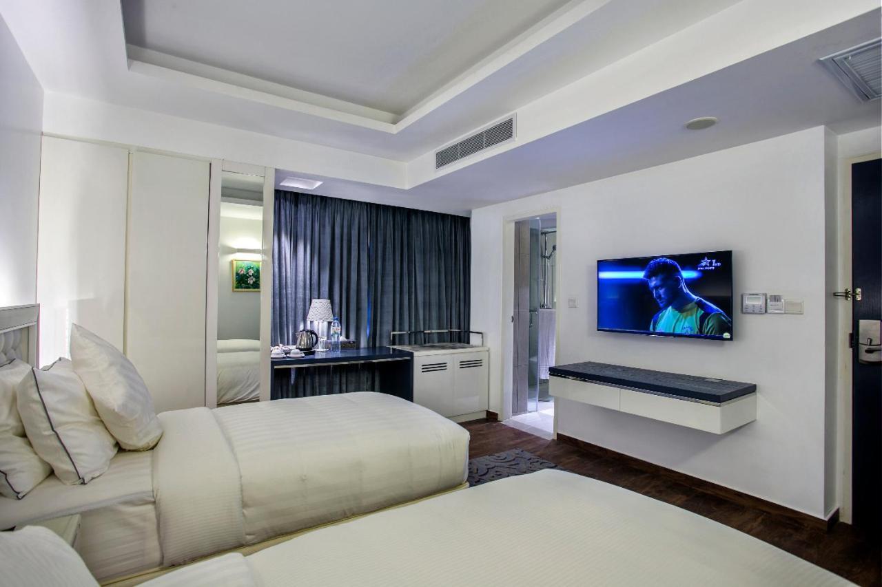 Grace 21 Smart Hotel Dhaka Buitenkant foto
