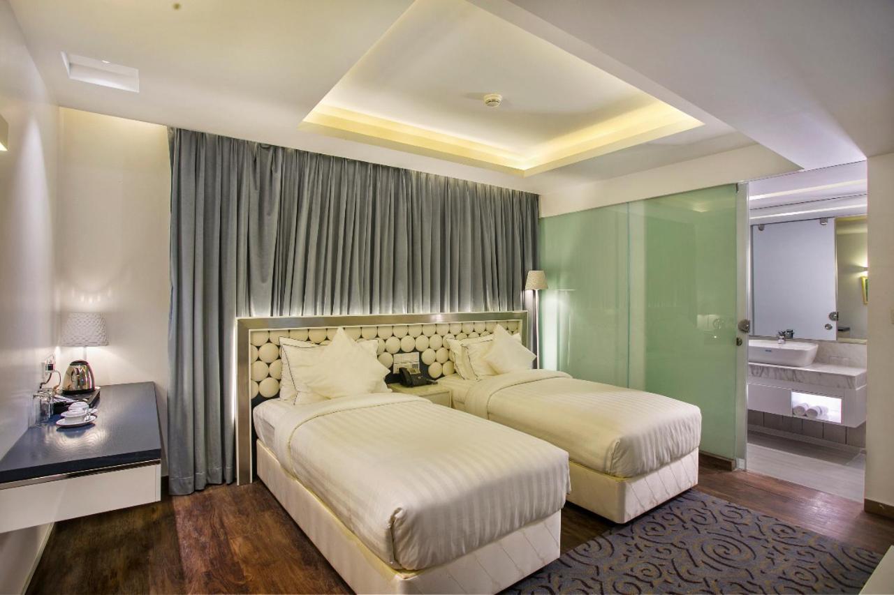 Grace 21 Smart Hotel Dhaka Buitenkant foto